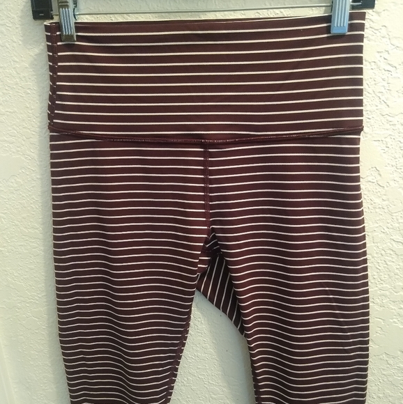 Lululemon Wunder under HR crop Leggings size 8 Adobe stripe parallel LIKE NEW ! - Picture 5 of 9